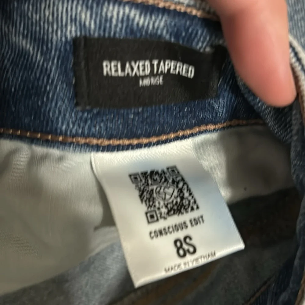 🆕 NWT Express Mid Rise Light Wash Baggy Tapered Jeans, Women’s Size 8 Short
